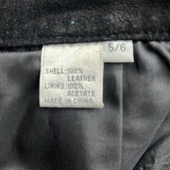 Retro 90s Suede High Waisted Skirt - Picture 3 of 6